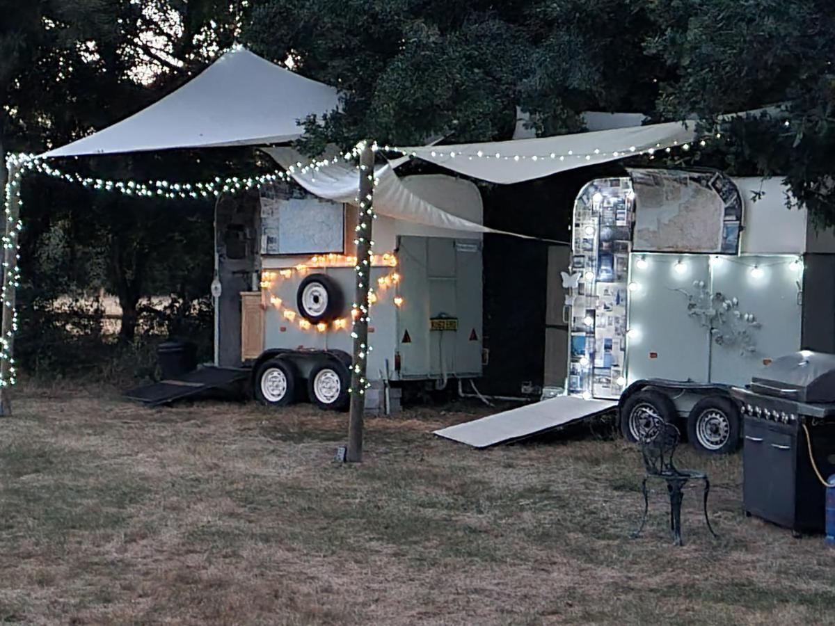 Glamping In Style, Prospector Tent Crawley  Exteriér fotografie
