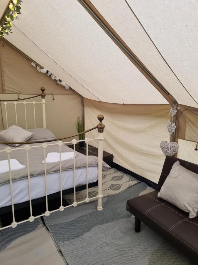 Glamping In Style, Prospector Tent Crawley  Exteriér fotografie